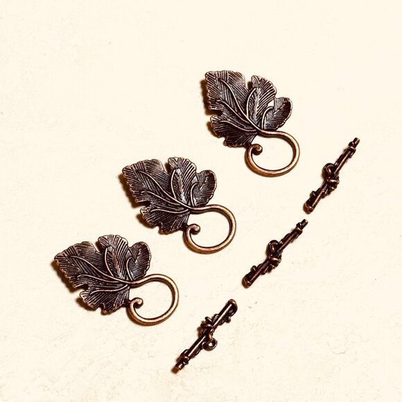 2/$20, Large Grape Leaf Shape Red Copper Tone Alloy OT Toggle Clasps 10 Sets - Picture 5 of 5